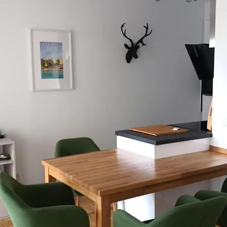 Apartment Wunderschöne Direkt An Der Elbe, Alt-und Neustadtnähe